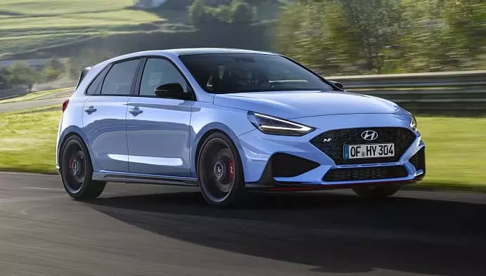 هیوندای i30