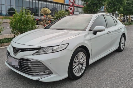 ۲. تویوتا کمری (Toyota Camry)